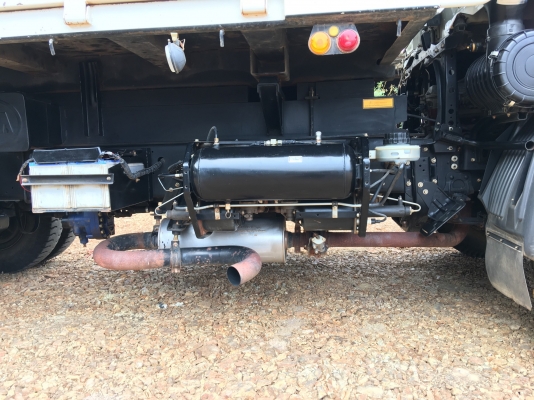 Hino 8J เครื่อง 251 แรง ปี 58 แม่เดี่ยวกระบะดัมพ์ ไมล์ 57,xxx สวยสดเดิมพร้อมใช้งานค่ะ Hino 8J เครื่อง 251 แรง ปี 58 แม่เดี่ยวกระบะดัมพ์ ไมล์ 57,xxx สวยสดเดิมพร้อมใช้งานค่ะ