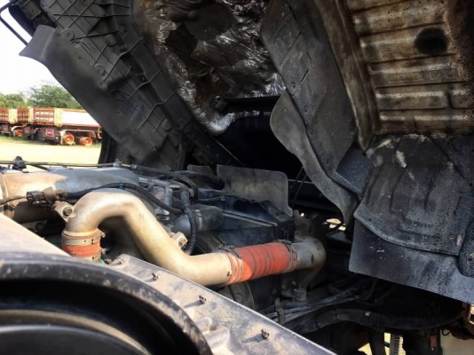 Hino mega 344 แรง ปี 52 พร้อมหางพื้นเรียบ RCK ปี 51 เครื่องดี ยาง 70\% ทะเบียนพร้อม