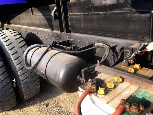 ISUZU เครื่อง 300 แรง ปี 53 กระบะดัมพ์มิเนียมแม่ลูก 2 เพลา น้ำหนักแม่ลูก 19.6 ตัน พร้อมใช้งาน