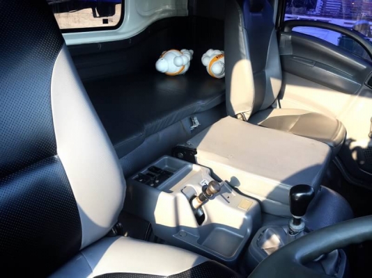 ISUZU เครื่อง 300 แรง ปี 53 กระบะดัมพ์มิเนียมแม่ลูก 2 เพลา น้ำหนักแม่ลูก 19.6 ตัน พร้อมใช้งาน