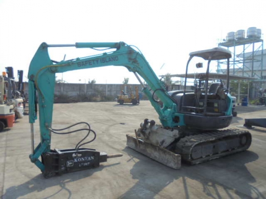 ขายแบคโฮ KOBELCO SK045SR มีหัวกระแทกพร้อมบุ้งกี๋ (สภาพดี)