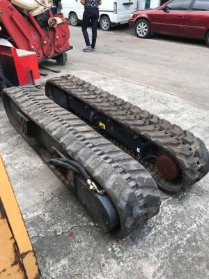 แทรคยางพร้อมชุดเดิน Kubota