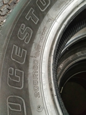 ยางรถกะบะ