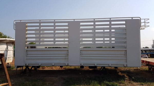 ขาย กระบะล่องสามมิตรไม่ดั้ม สวยพร้อมใช้งาน สนใจติดต่อเรา ดำสุโขทัย โทร 089-7087998,081-7855503 หรือเยี่ยมชมเว็บไซต์ได้ที่ www.dum-sukhothai.com เรายินดีต้อนรับและให้บริการค่ะ