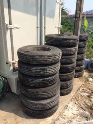 ยางพร้อมกะทะบรีสโตน 700 R 16  ล้อ6รูมี 20เส้น ถอดจากรถป้ายแดงวิ่ง100กม.