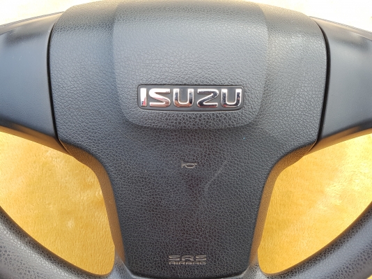 ขายพวงมาลัย isuzu สภาพสวย
