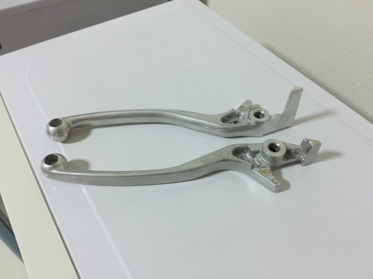 ขาย มือเบรคซ้าย-มือเบรคขวา HONDA FORZA300 แท้