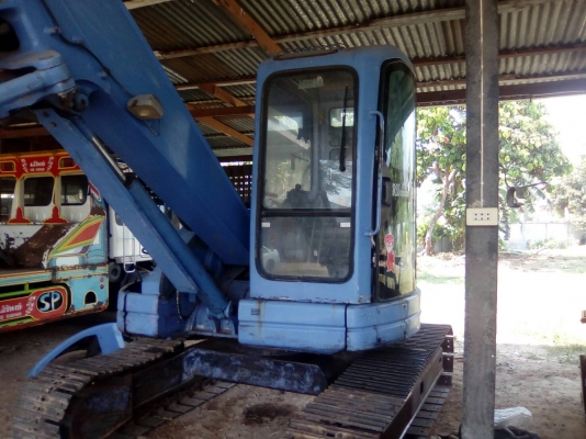 ขาย แบคโฮ Komutsu PC75UU  เอกสารอินวอยซ์ เอวแน่น เฟรมสวย แอร์มี เครื่องปั้ม ดี เอวแน่น ไฟฟ้าครบ  โซ่ใบหนา สวยสภาพดี รถบ้านใช้วานน้อย  ราคา 460,000 สนใจโทร 091-0206555  รถอยู่ กาฬสินธ์ครับ