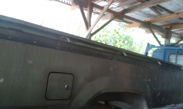 กระบะเลสไซโคลน