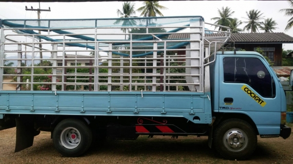 ขายรถบรรทุก 6 ล้อ NPR 120 แรง ฝาขาว ปี 42 คอกเหล็ก ยาว 4.50 เอกสารครบพร้อมโอน ขายรถบรรทุก 6 ล้อ NPR 120 แรง ฝาขาว ปี 42 คอกเหล็ก ยาว 4.50 เอกสารครบพร้อมโอน