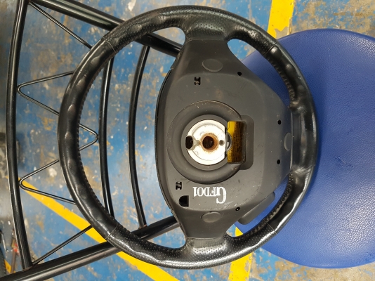 ขายพวงมาลัย mazda rx7