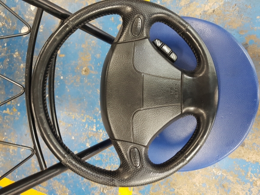 ขายพวงมาลัย mazda rx7