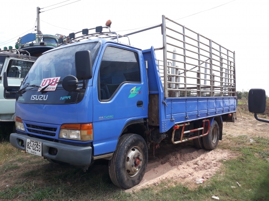 ขายครับ ISUZU NPR วางเครื่อง 4HK1 ลงเล่ม 210 แรง ยาว 4.3 เมตร เกียร์ร๊อค F หน้า/หลัง พ.เพาเวอร์ เบรค