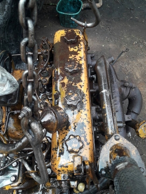 เครื่อง ISUZU DA220 สภาพดีมาก เครื่องตัดจากรถตัก