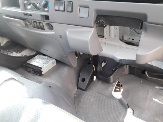 หัวรถอีซุซุFrr210/190(ถอด)