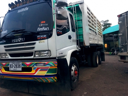 Isuzu 270 แรง ปี 47 เครื่องดำ แม่เดี่ยวกระบะดัมพ์ มีระบบลากลูก ทะเบียนพร้อม
