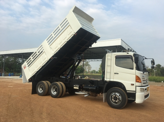 ฮีโน่380ซี่รี500ดั้มสามมิตร ฮีโน่380ซี่รี500ดั้มสามมิตร