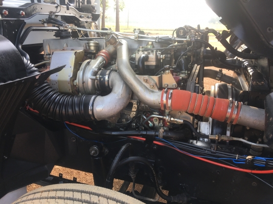 ฮีโน่380ซี่รี500ดั้มสามมิตร ฮีโน่380ซี่รี500ดั้มสามมิตร