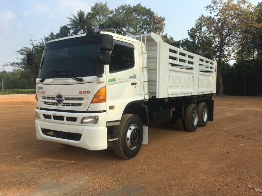 ฮีโน่380ซี่รี500ดั้มสามมิตร