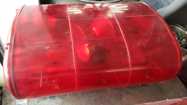 ขายไฟไซเรน 24V เก่าญี่ปุ่น ขายไฟไซเรน 24V เก่าญี่ปุ่น