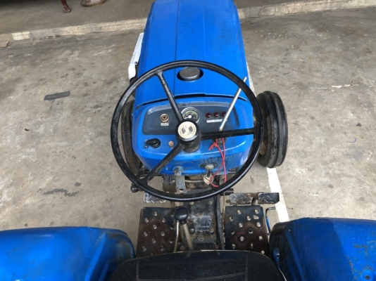 ขายด่วน !! ISEKI TS2210 22 แรงม้าเพลาเดียว ขายด่วน !! ISEKI TS2210 22 แรงม้าเพลาเดียว