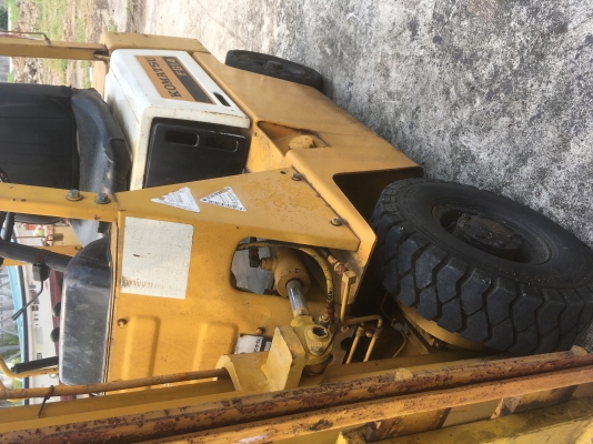 ขาย Komatsu fg14 เบนซิล ยกสูง ขาย Komatsu fg14 เบนซิล ยกสูง