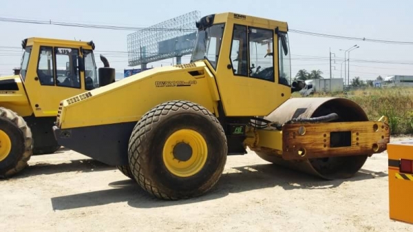 ขาย รถบดถนน BomagBW211D ปี2008