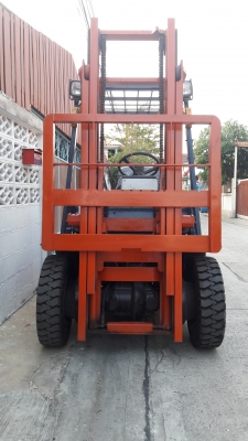 ขายรถยกดีเซล /2.5 ตันดีเซล ขายรถยกดีเซล /2.5 ตันดีเซล