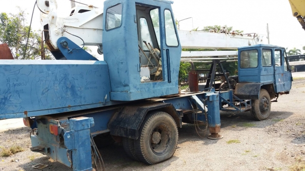 เครน6ล้อขนาด11ตัน KATO บูม2ชัก3ปลอก รถทำงานอยู่ เล่มทะเบียน เครน6ล้อขนาด11ตัน KATO บูม2ชัก3ปลอก รถทำงานอยู่ เล่มทะเบียน