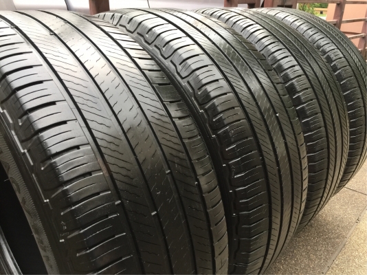 ยาง Michelin 265 60 18 ปี17 ดอกเต็ม เนื้อนิ่มๆ ใช้ยาว ราคาไม่แพง ยาง Michelin 265 60 18 ปี17 ดอกเต็ม เนื้อนิ่มๆ ใช้ยาว ราคาไม่แพง