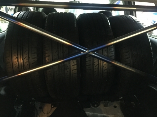 ยาง Dunlop 265 65 17 ปี16 ดอกเต็ม ไม่มีปะ เนื้อนิ่มๆ ใช้ยาว ราคาไม่แพง