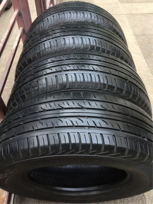 ยาง Dunlop 265 65 17 ปี16 ดอกเต็ม ไม่มีปะ เนื้อนิ่มๆ ใช้ยาว ราคาไม่แพง