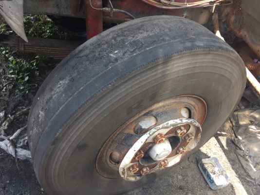 ขายรถ10ล้อหัวลาก ISUZU FXZ13NYเครื่อง210แรงม้าปี33 สนใจโทร 081-970-1072