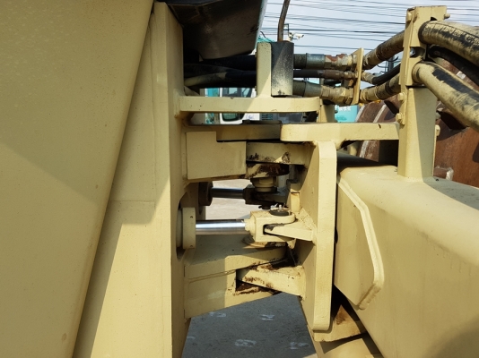 ขายรถบดอัดสั่นสะเทือนล้อหนาม 10 ตัน Ingersoll Rand SD-110F นำเข้าจากประเทศ USA แท้ 100\% ไม่เคยใช้งานในไทย ขายรถบดอัดสั่นสะเทือนล้อหนาม 10 ตัน Ingersoll Rand SD-110F นำเข้าจากประเทศ USA แท้ 100\% ไม่เคยใช้งานในไทย