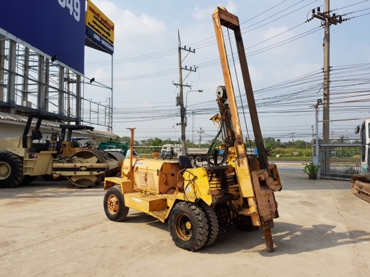 ขายรถตอกพื้นคอนกรีต ยีห้อ  ARROW HJ1250 นำเข้าจาก USA แท้ 100\% สภาพสวย ไม่เคยใช้งานในไทย