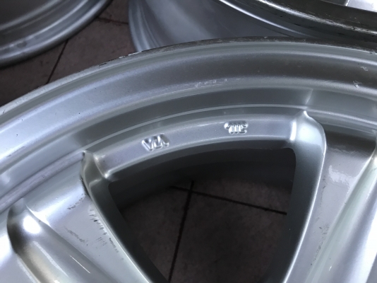 ล้อเเท้ WEDS 16กว้าง7อ๊อฟ5 เก่าเก็บมือสองจากญี่ปุ่นสีเดิมๆสภาพสวย