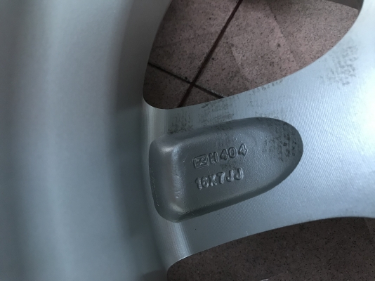 ล้อเเท้ WEDS 16กว้าง7อ๊อฟ5 เก่าเก็บมือสองจากญี่ปุ่นสีเดิมๆสภาพสวย