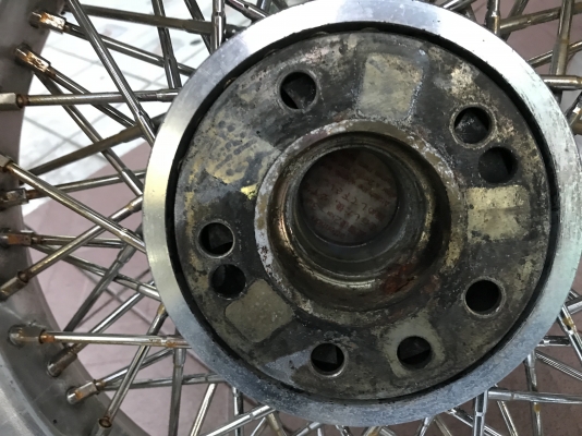 ล้อเเท้ซี่ลวด WISER 15กว้าง6นิ้วครึ่งเก่าญี่ปุ่นเเท้สภาพสวยเดิมๆตามรูป