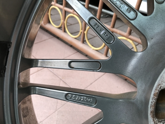 ล้อเเท้ BREYTON ขอบ20หน้า9ครึ่งออฟ17หลัง10ครึ่งออฟ26สีเดิมๆยุ่น5รู120 ล้อเเท้ BREYTON ขอบ20หน้า9ครึ่งออฟ17หลัง10ครึ่งออฟ26สีเดิมๆยุ่น5รู120