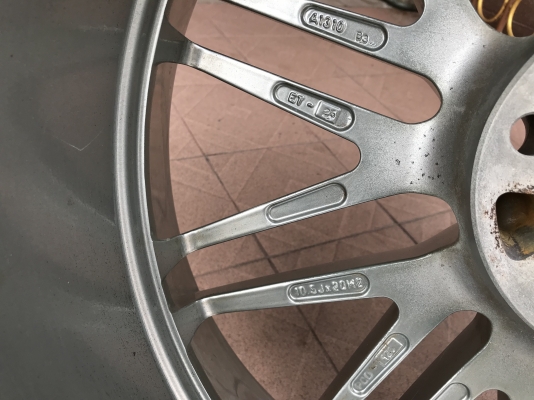 ล้อเเท้ BREYTON ขอบ20หน้า9ครึ่งออฟ17หลัง10ครึ่งออฟ26สีเดิมๆยุ่น5รู120 ล้อเเท้ BREYTON ขอบ20หน้า9ครึ่งออฟ17หลัง10ครึ่งออฟ26สีเดิมๆยุ่น5รู120