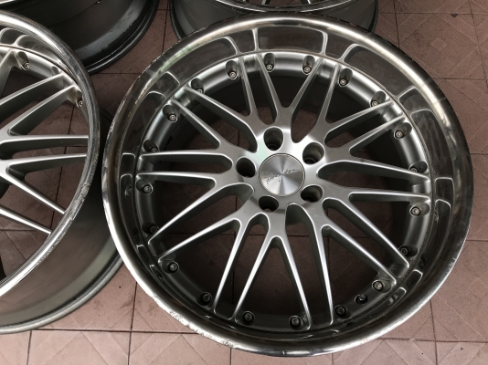 ล้อเเท้ BREYTON ขอบ20หน้า9ครึ่งออฟ17หลัง10ครึ่งออฟ26สีเดิมๆยุ่น5รู120 ล้อเเท้ BREYTON ขอบ20หน้า9ครึ่งออฟ17หลัง10ครึ่งออฟ26สีเดิมๆยุ่น5รู120