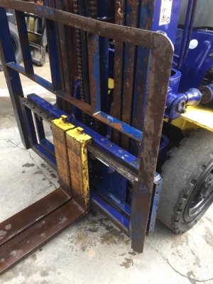 KOMATSU FD25-12 เครื่องดีเซล เกียร์ออโต้ เสาสูง6เมตร แผงงาสไลด์ เครื่องดีเกียร์ดี รถนำเข้าพร้อมใช้งาน สนใจติดต่อ 083-062-0223(ปอน) KOMATSU FD25-12 เครื่องดีเซล เกียร์ออโต้ เสาสูง6เมตร แผงงาสไลด์ เครื่องดีเกียร์ดี รถนำเข้าพร้อมใช้งาน สนใจติดต่อ 083-062-0223(ปอน)