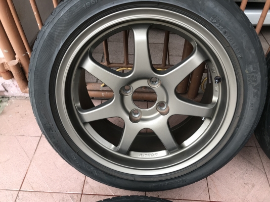ล้อเเท้ A TECH 15กว้าง6ครึ่งอ๊อฟ38 4รู100เก่านอกสภาพสวยสีเดิมๆตามรูปติดยางปีเก่าใช้ไม่ได้เเล้ว