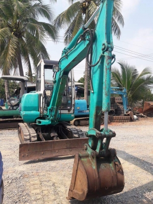 ขายจ้า..KOMATSU PC30-7  เก่านอกแท้  สภาพสวย เดิมๆๆ  ใช้งานมาน้อย  พร้อมใช้  โทร 089-3818694  ดวงนภา