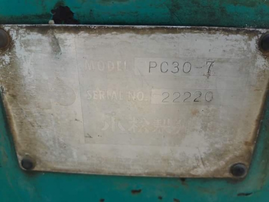 ขายจ้า..KOMATSU PC30-7  เก่านอกแท้  สภาพสวย เดิมๆๆ  ใช้งานมาน้อย  พร้อมใช้  โทร 089-3818694  ดวงนภา