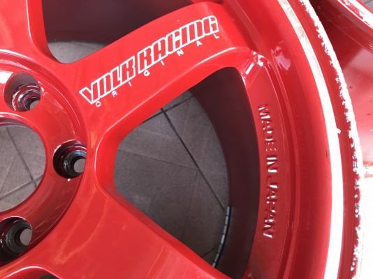 ล้อเเท้ TE37 ขอบ17กว้าง9ครึ่งอ๊อฟ25เก่ายุ่นสีเดิมๆเบียดขอบตามรูปไม่มีซ่อมหรือเก็บงานใดๆทั้งสิ้น