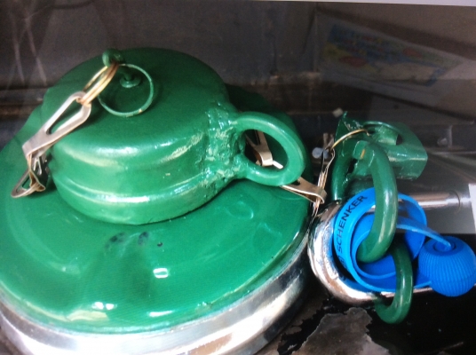 อุปกรณ์ป้องกันพนักงานขับรถโขมยดูดน้ำมัน ราคา700บาท