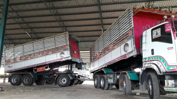 พ่วง 24 ล้อ ISUZU FYH360 ปี56 ไมล์ 2 แสนกว่า ๆ กระบะมิเนียม - ดั้ม อู่ ส.ไพบูลย์โคราช สภาพสวย ยางดี พร้อมใช้ พร้อมโอน ราคา 2,800,000.- ต่อรอง