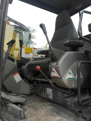 ขายจ้า..KOMATSU PC138US-2E1 มาใหม่ เก่านอกแท้ เดิมๆๆ สภาพสวย มีลายแย๊ก 7,XXX ชั่วโมง พร้อมใช้ โทร 089-3818694 ดวงนภา ขายจ้า..KOMATSU PC138US-2E1 มาใหม่ เก่านอกแท้ เดิมๆๆ สภาพสวย มีลายแย๊ก 7,XXX ชั่วโมง พร้อมใช้ โทร 089-3818694 ดวงนภา