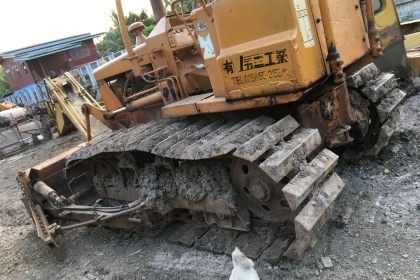 ขาย!! >>> Komatsu D20P รุ่น 5 พร้อมใช้งาน เอกสารใบซื้อขาย <<<  เบอร์ติดต่อ 098-7155789 086-4631102